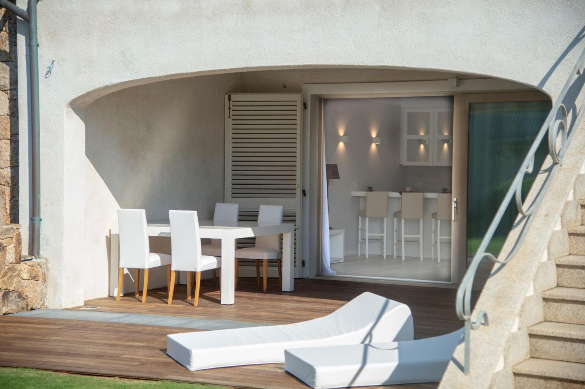 La Sciumara Resort Palau Eksteriør bilde